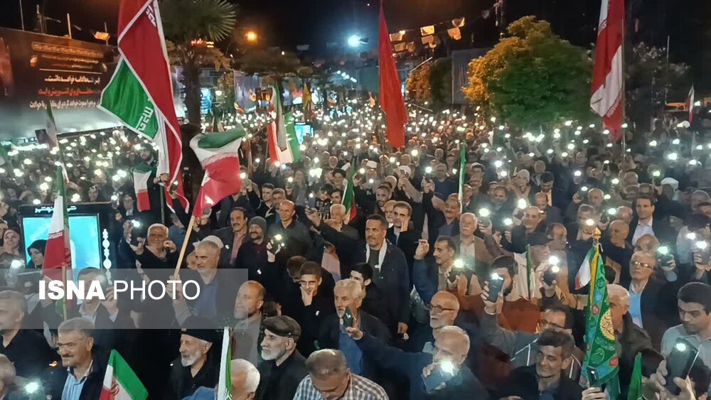 مازندران در شب نود و یکم هم ایستاد/ تاکید مردم بر مقاومت در مقابل جبهه کفر