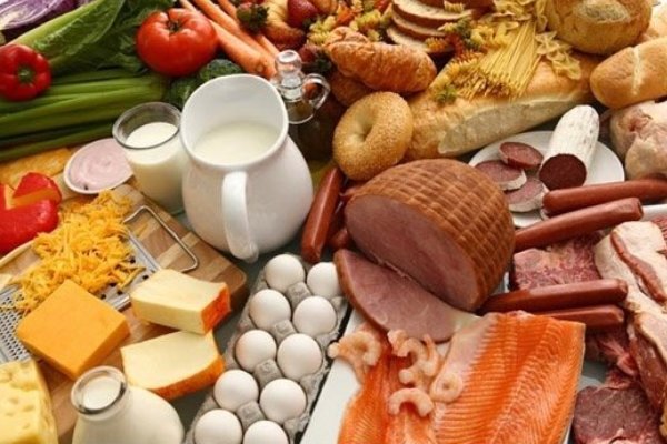 قیمت گذاری دستوری چالش فراروی صنایع غذایی و دارویی است