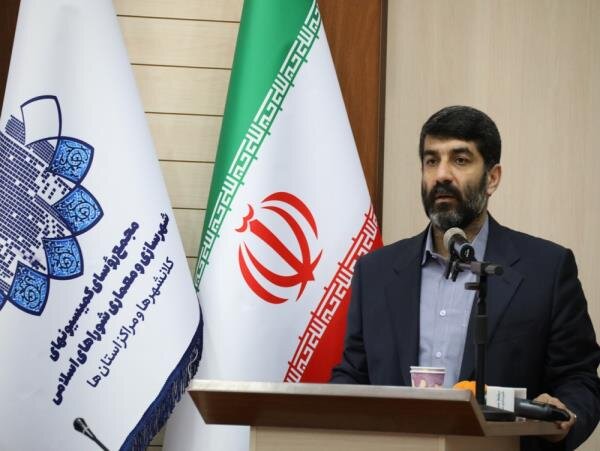 درآمد پایدار شهرداری ها در حد حرف است/پیشرفت 90 درصدی زباله سوز