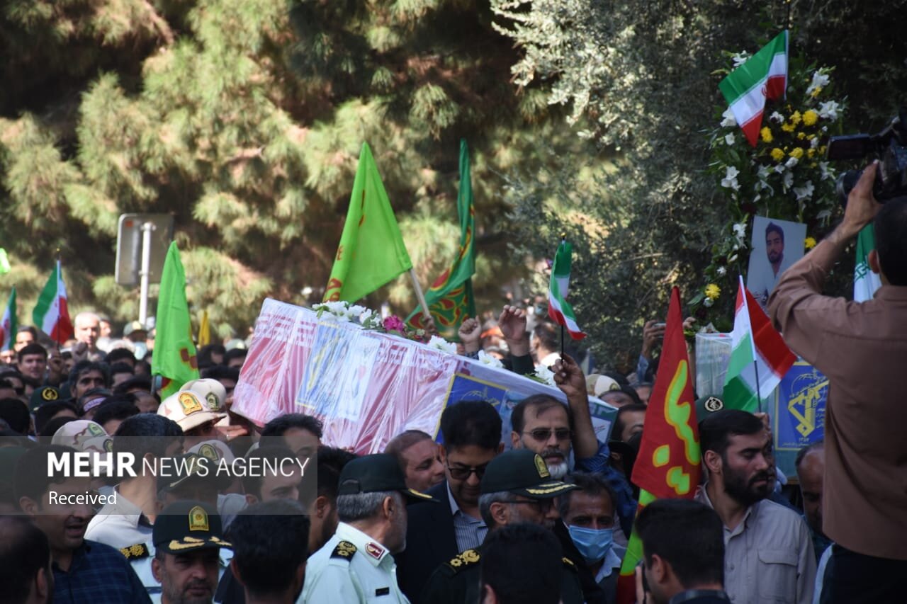 شهادت مظلومانه هموطنان در شیراز پرده دیگری از نقشه استکبار است