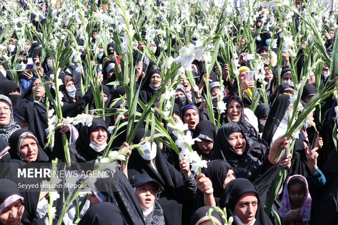 هفته فرهنگی گرگان با گلباران قدمگاه امام حسن عسکری (ع) آغاز شد