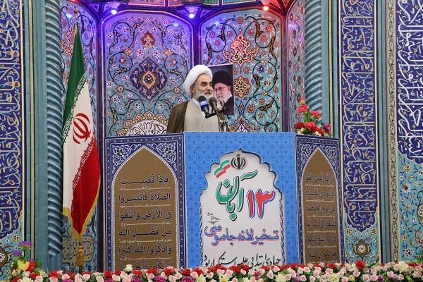 دشمنان به دنبال ویرانی و خرابی در کشور هستند