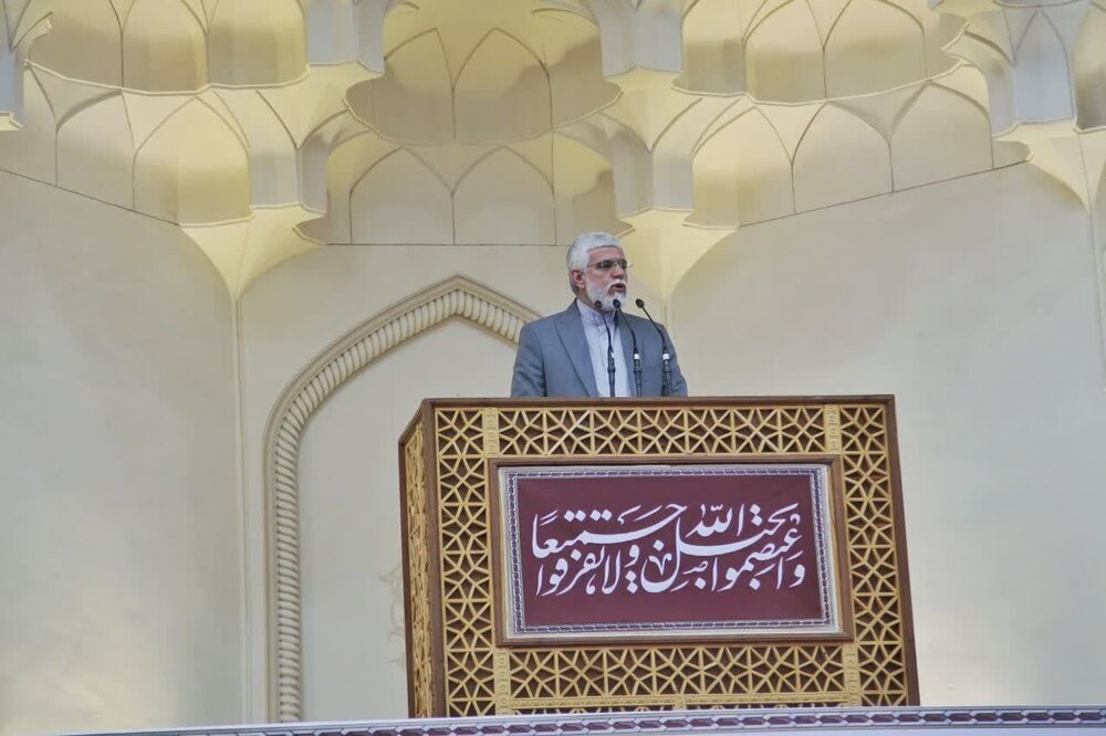 بصیرت جوانان فتنه انگیزی دشمنان را خنثی می کند