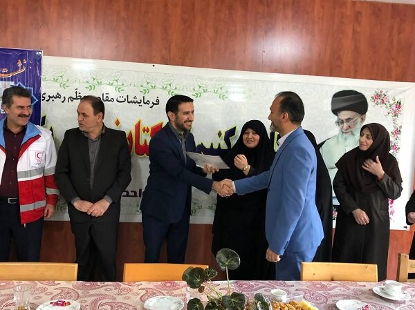 تجلیل از 5 نویسنده فومنی/کتابخانه فومن بیش از 1000 عضو فعال دارد
