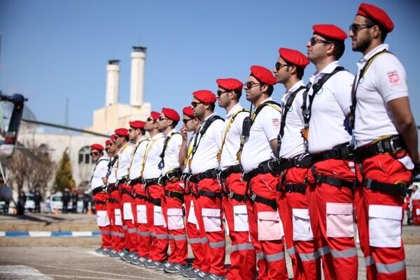 مانور امدادگران هلال احمر 5 استان کشور در آزادشهر آغازشد