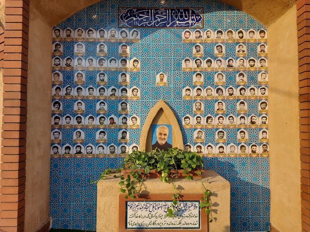یادمان شهدای دانش آموز گلستان رونمایی شد