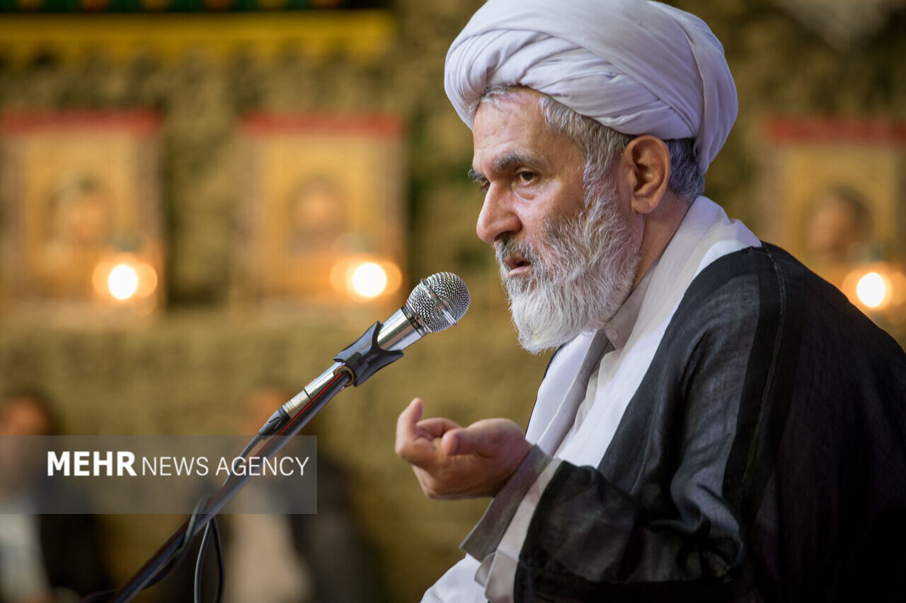 انقلاب اسلامی مدل جدید حکمرانی را به دنیا ارائه کرده است