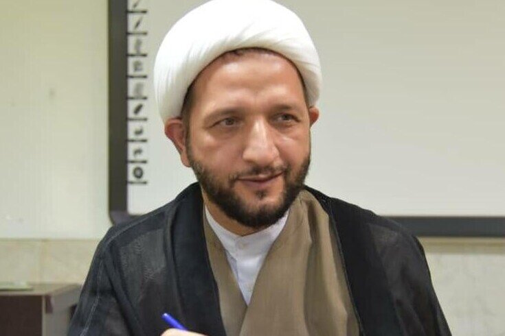 اشعار مداحان در ایام فاطمیه ترسیم اسلام ناب باشد