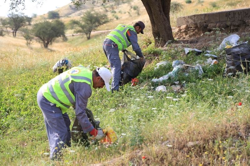 جمع آوری زباله روستایی در مازندران با 750 دستگاه ماشین آلات