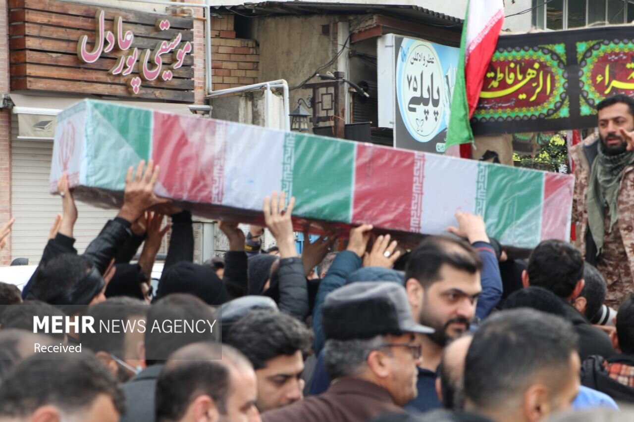 پیکر مطهر آلاله زهرایی در بابلسر تشییع شد