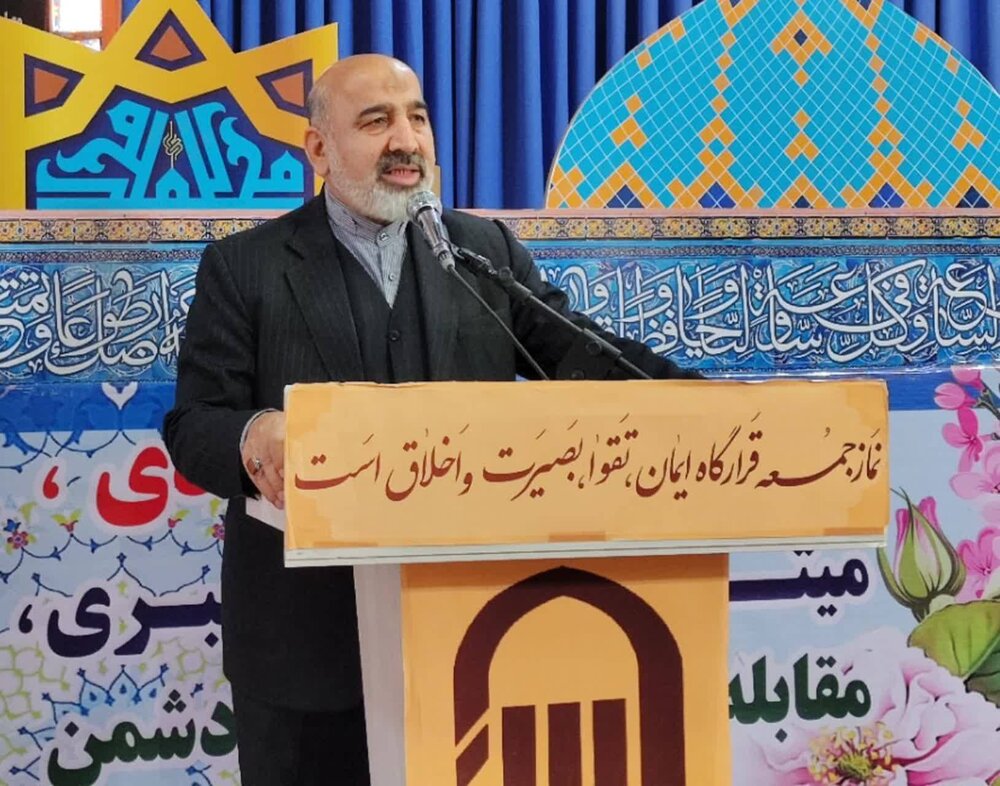 حماسه 9 دی فتنه بزرگی را خنثی کرده است
