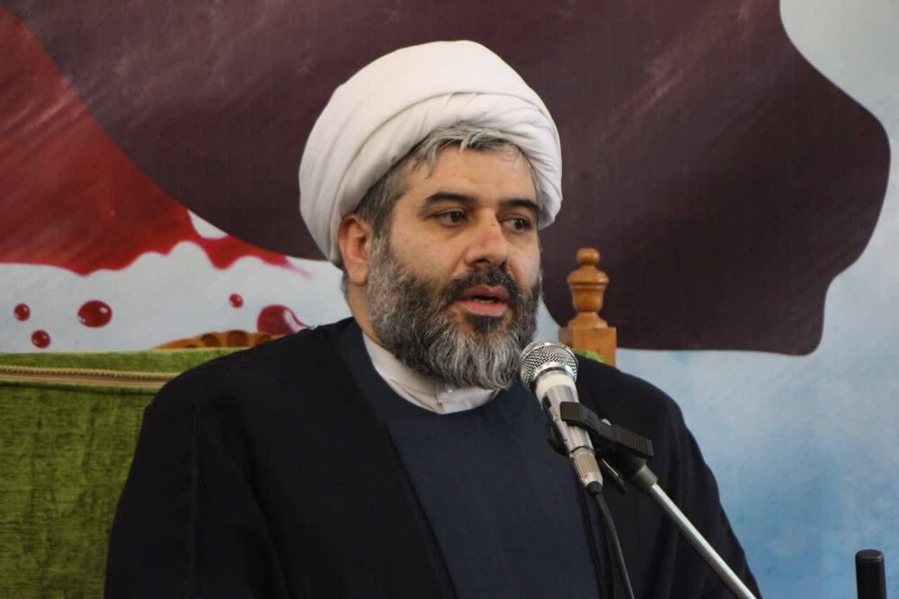 حصرهای دشمنان را همانند رزمندگان دفاع مقدس بشکنیم
