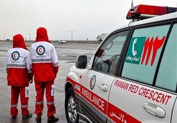 آماده باش نیروهای امدادی در پی بارش باران و برف در گیلان
