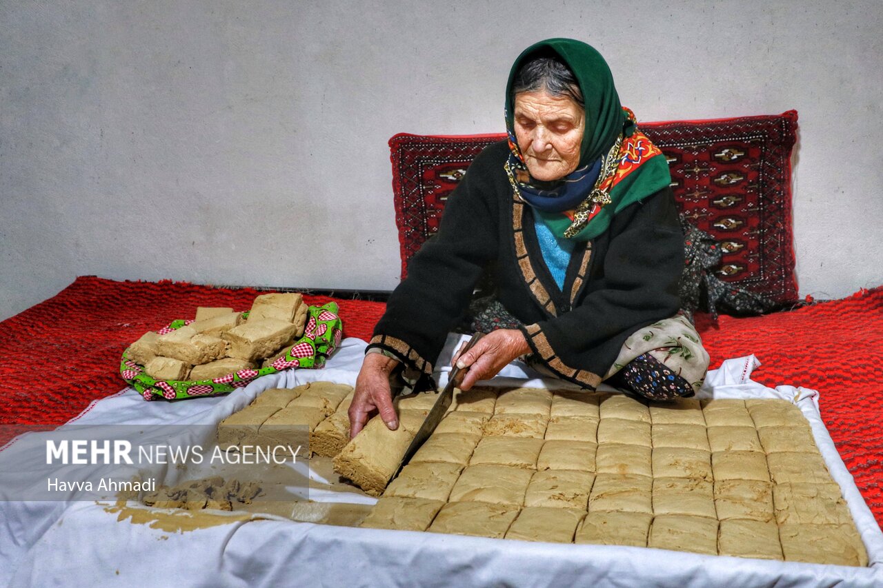 کام شیرین زمستانه با شکر سرخ