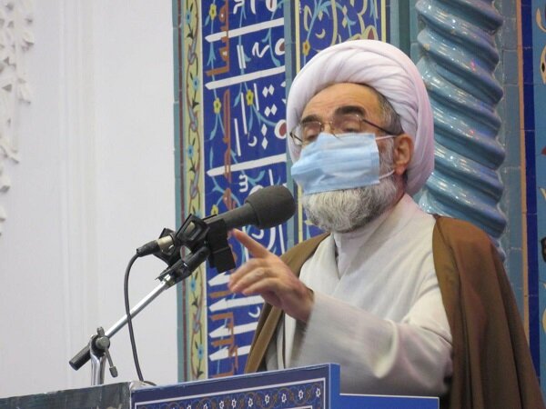 ایران اسلامی با انزوای دشمنان قدرتمندتر خواهد شد