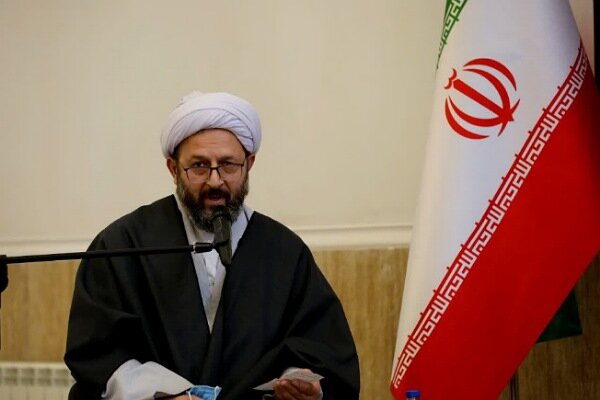 سپاه انقلاب اسلامی نهادی غیرتمند و بازوی ولایت است