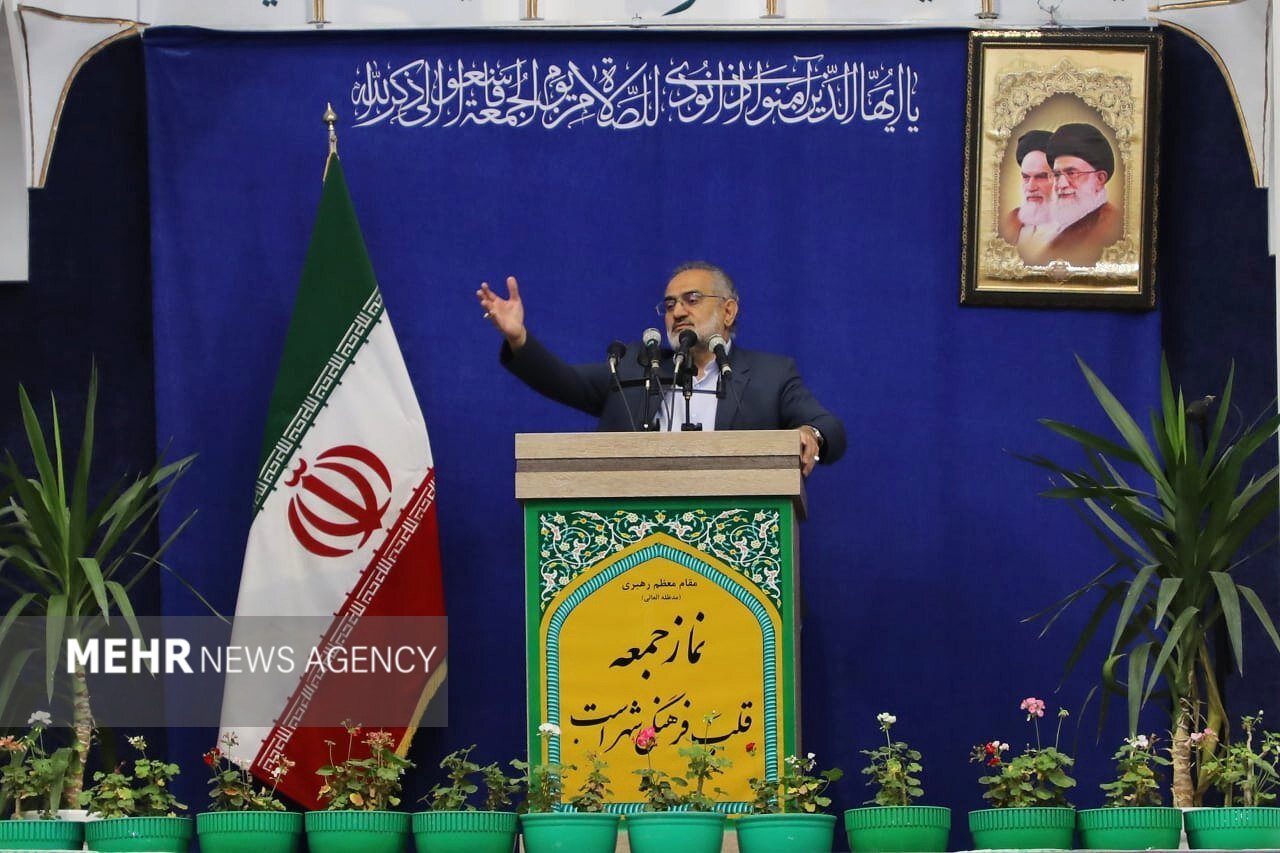 سپاه پاسداران همواره با تروریست ها مقابله کرده است