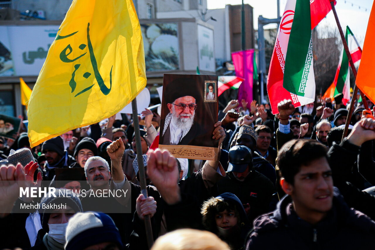 گلستانی ها هتک حرمت به قرآن کریم را محکوم کردند