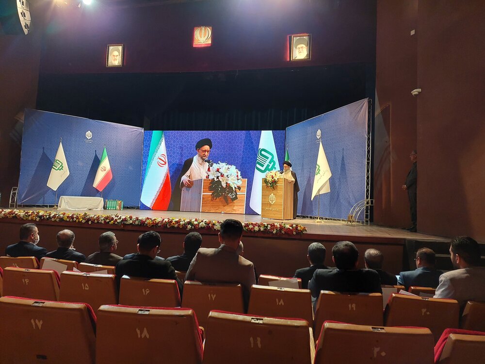 دولت و مجلس با همدلی در رفع مشکلات اقتصادی کشور تلاش کنند
