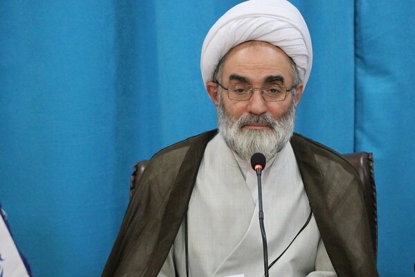 آرامش و اقتدار ایران را مدیون رشادت های شهدا هستیم