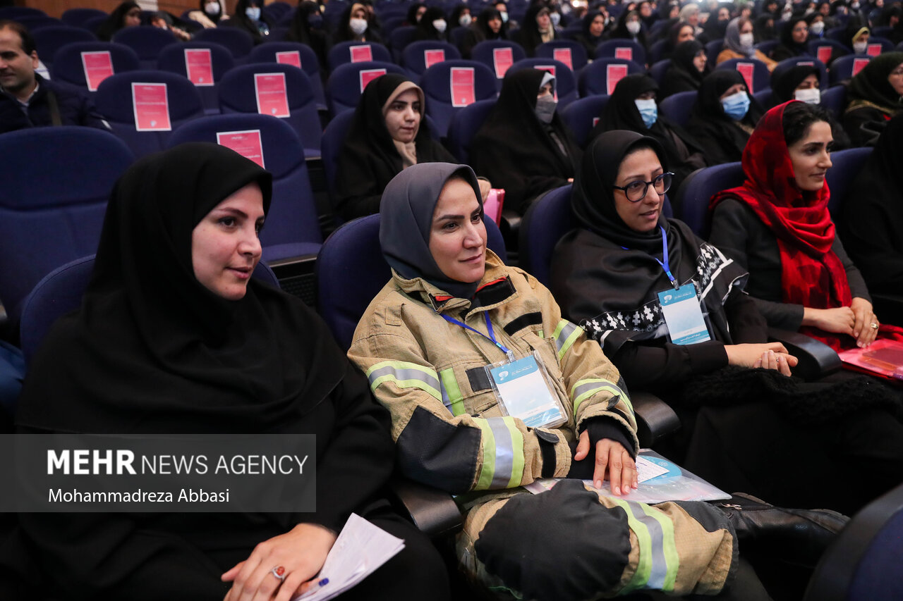 کنگره بانوان تاثیرگذار در گلستان برگزار شد