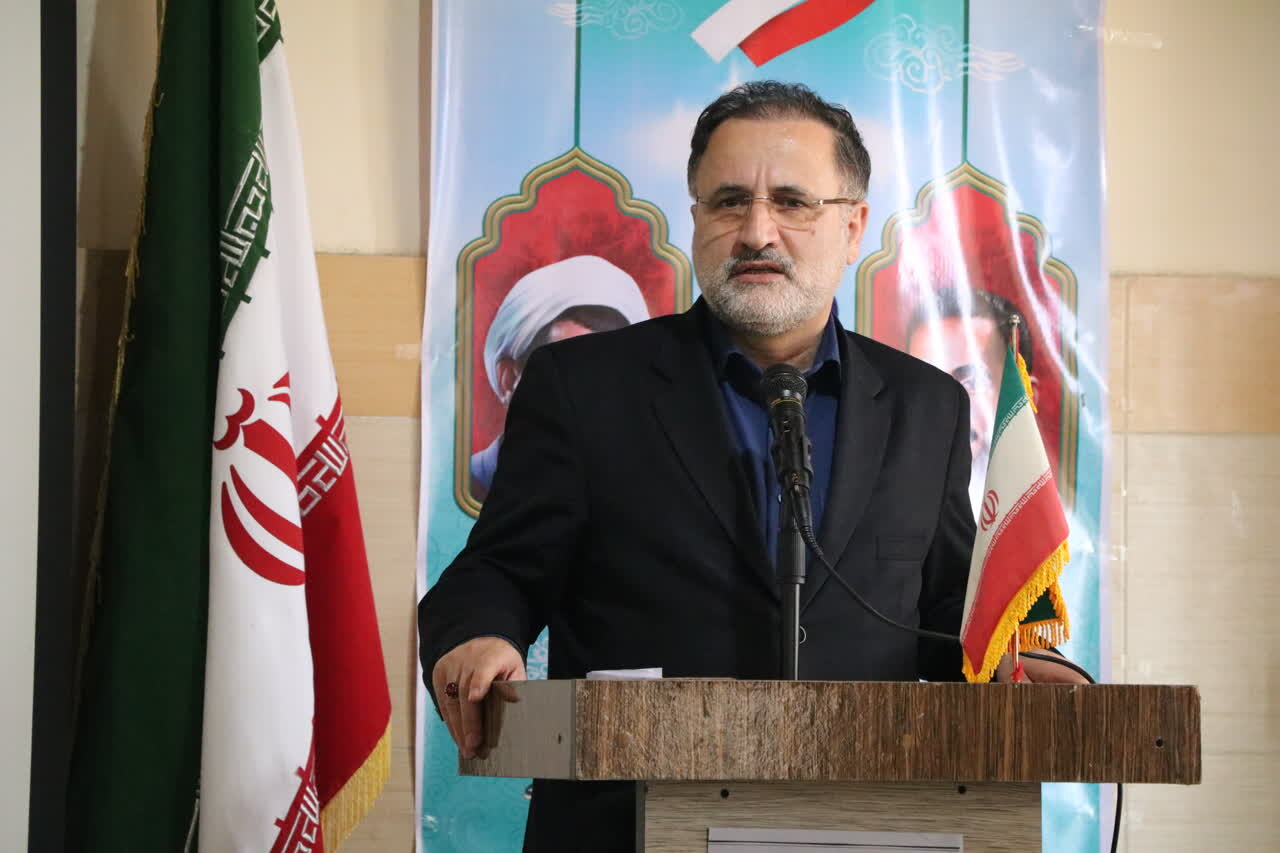 ضرورت تقویت فرهنگ احسان و نیکوکاری در نسل کودک و نوجوان