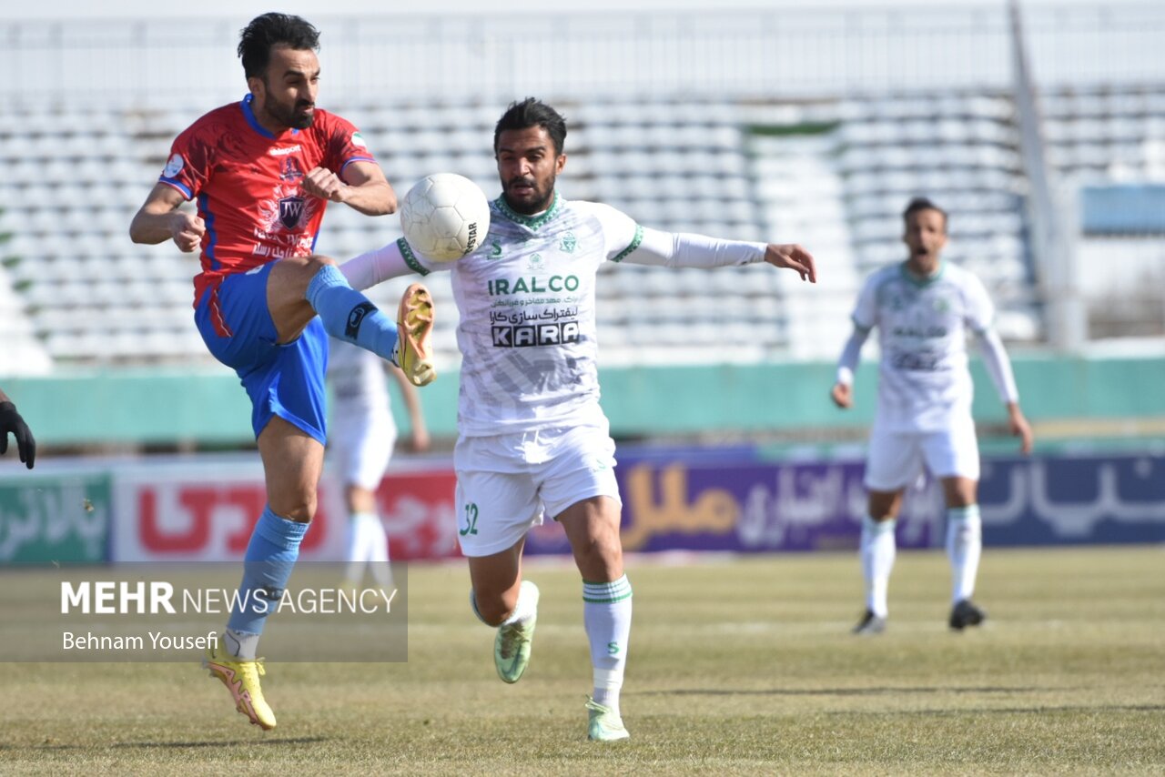 نفت مسجدسلیمان بازی برده را مساوی کرد/ نساجی با یک امتیاز برگشت