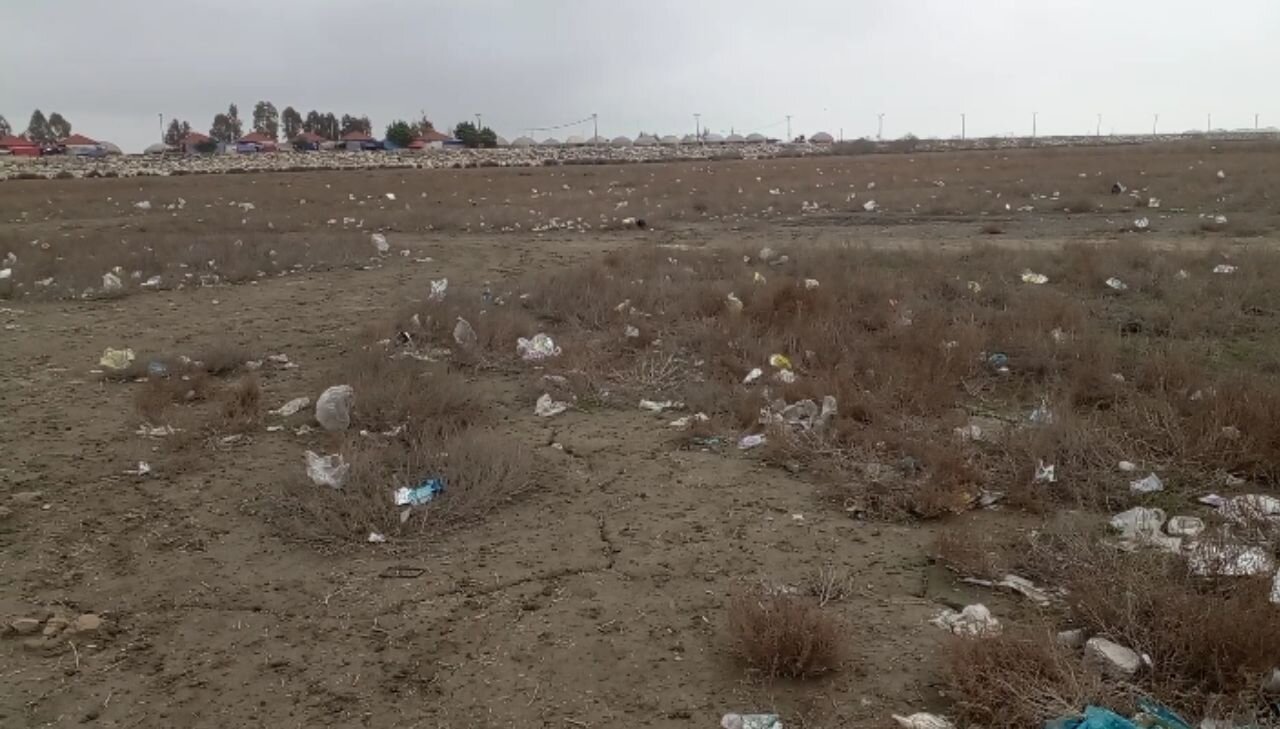 وجود زباله در مناطق ساحلی و گردشگری بندرترکمن