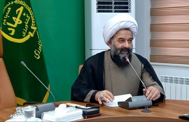 مدیریت در جامعه اسلامی باید بر پایه آموزه‌های دینی باشد