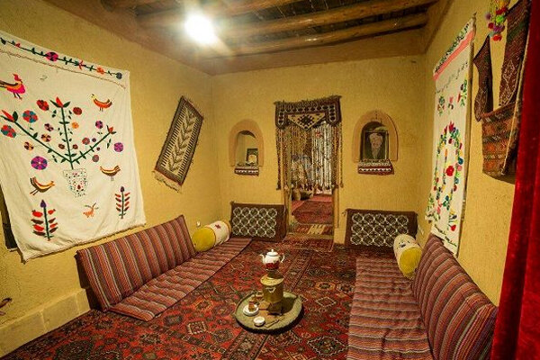 سفره افطاری ساده خیابانی به‌ همت دانش ‎آموزان گرگانی برپا شد