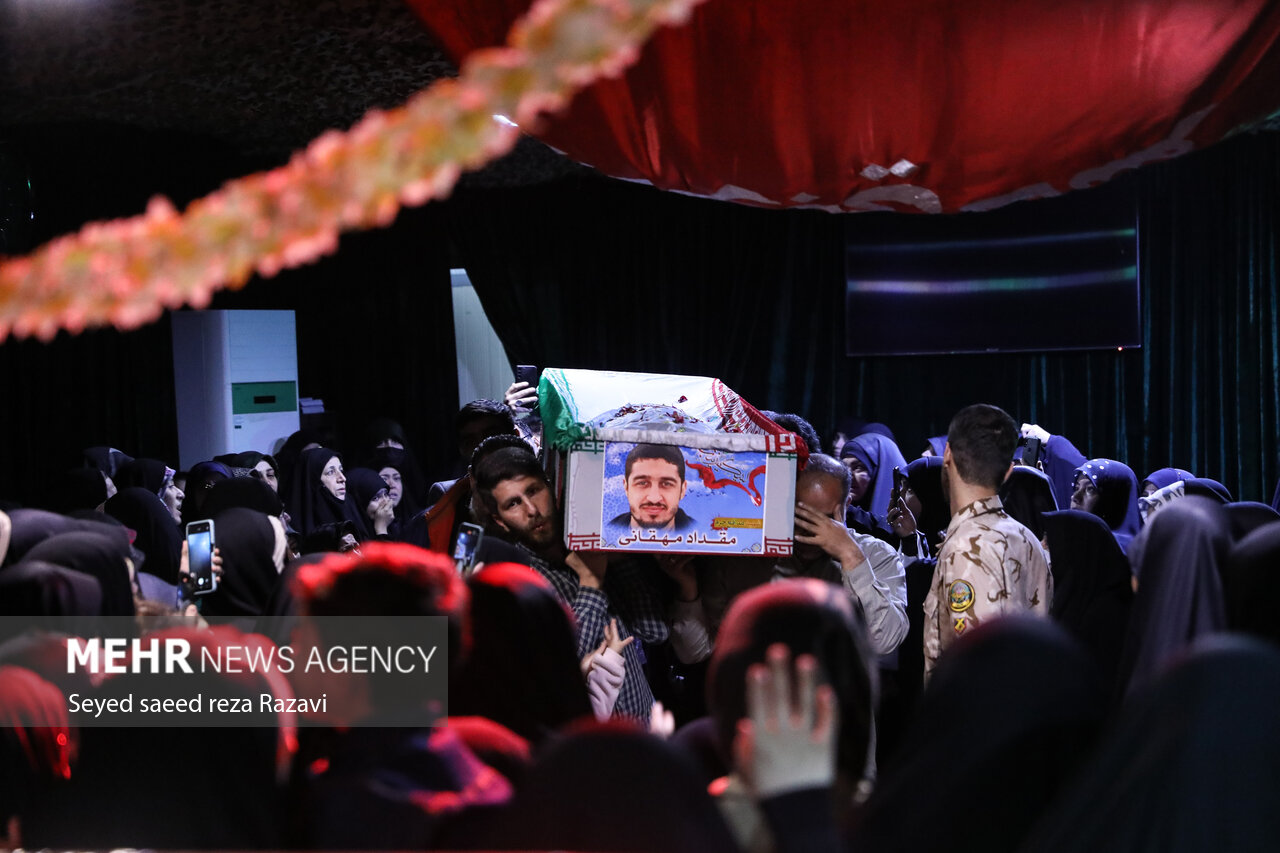 آیین وداع با پیکر مطهر شهید مدافع حرم در گرگان برگزار شد