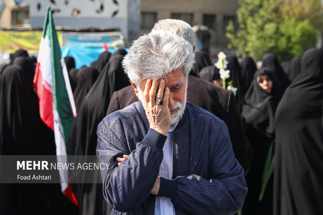 برپایی نمایشگاه عکس شهدای گلستان در آیین تشییع شهید مهقانی