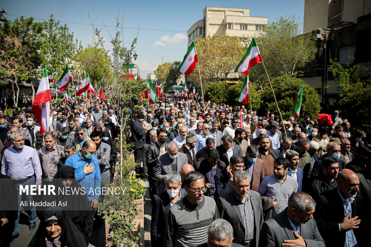 حضور گسترده مردم گرگان در تشییع پیکر شهید مهقانی