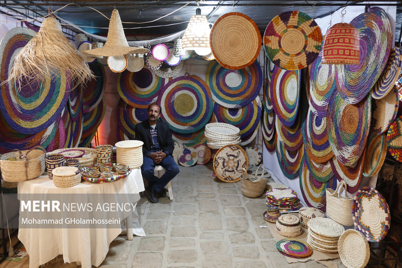 290 میلیارد ریال وام به هنرمندان صنایع‌دستی گلستان پرداخت شد