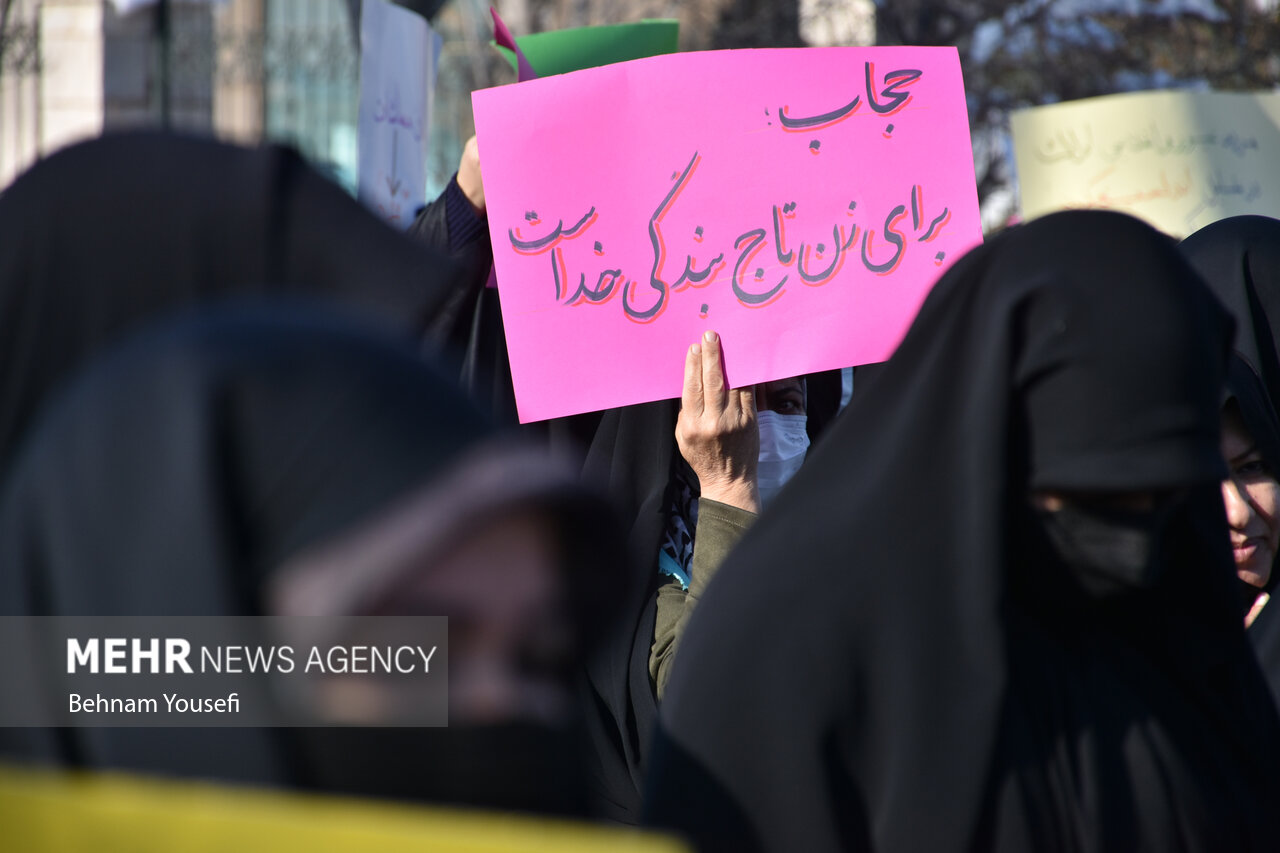 تورم فرهنگ جامعه را تحت شعاع قرار می‌دهد