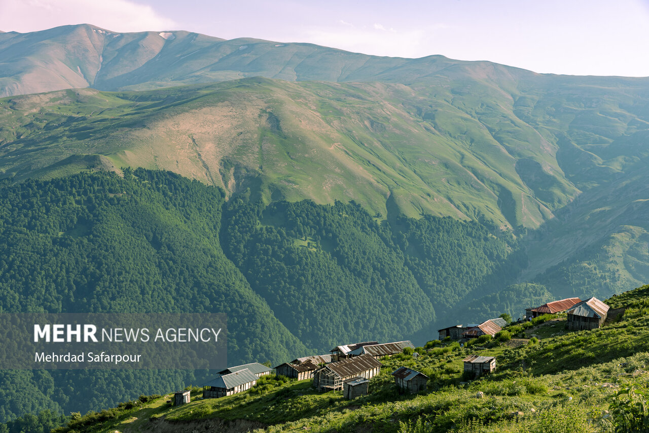 مراتع زیبای روستای هدف گردشگری «چینو»