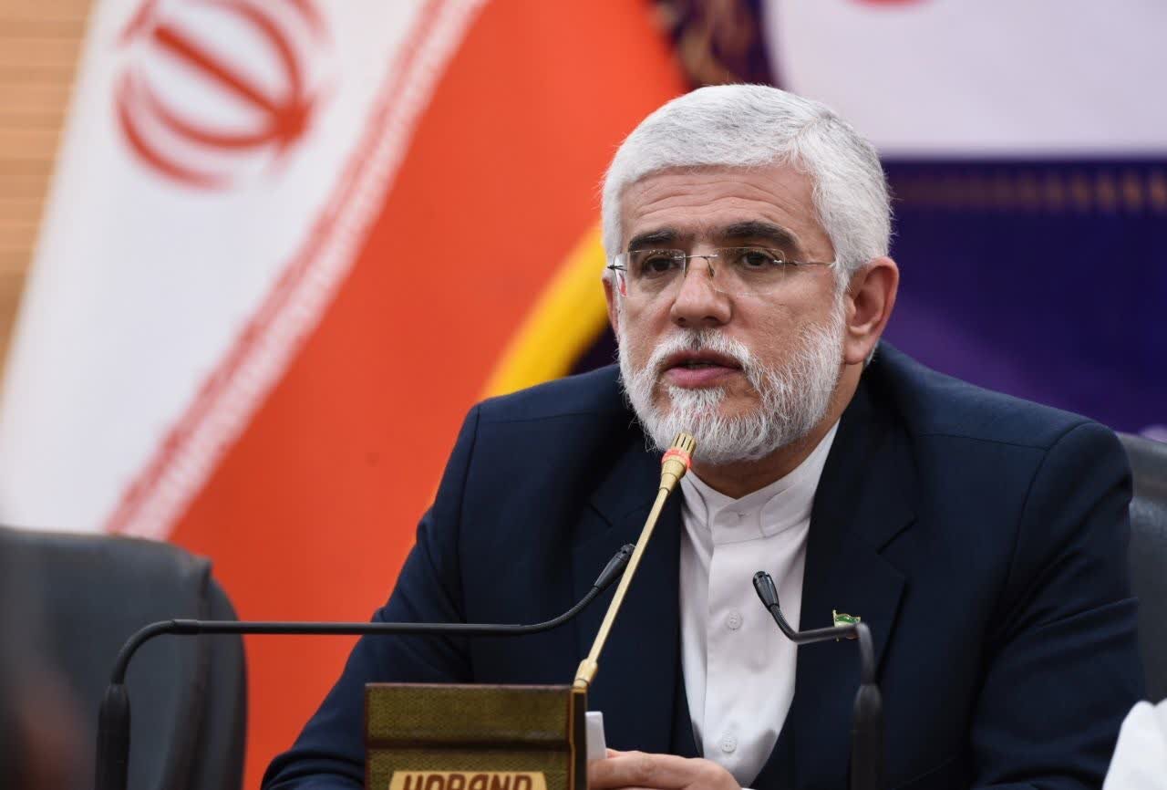 سهامداران پتروشیمی گلستان از فروش سهام خودداری کنند