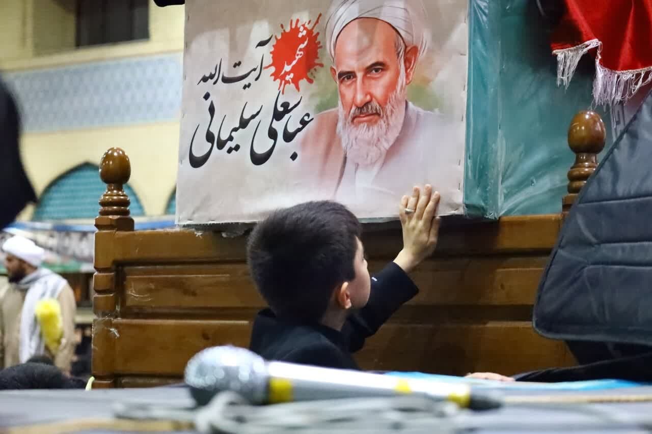 مردم از ویژگی های اخلاقی و شخصیتی آیت الله سلیمانی گفتند