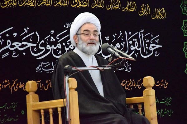 گسترش اندیشه های اسلام از مهم ترین اقدامات امام جعفر صادق (ع) بود
