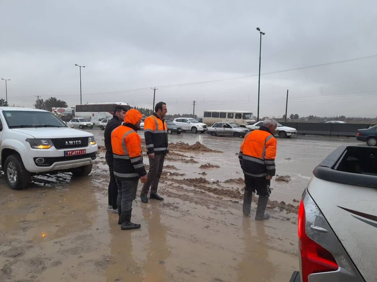 امدادرسانی به 63 خانوار گرفتار در سیلاب گلستان