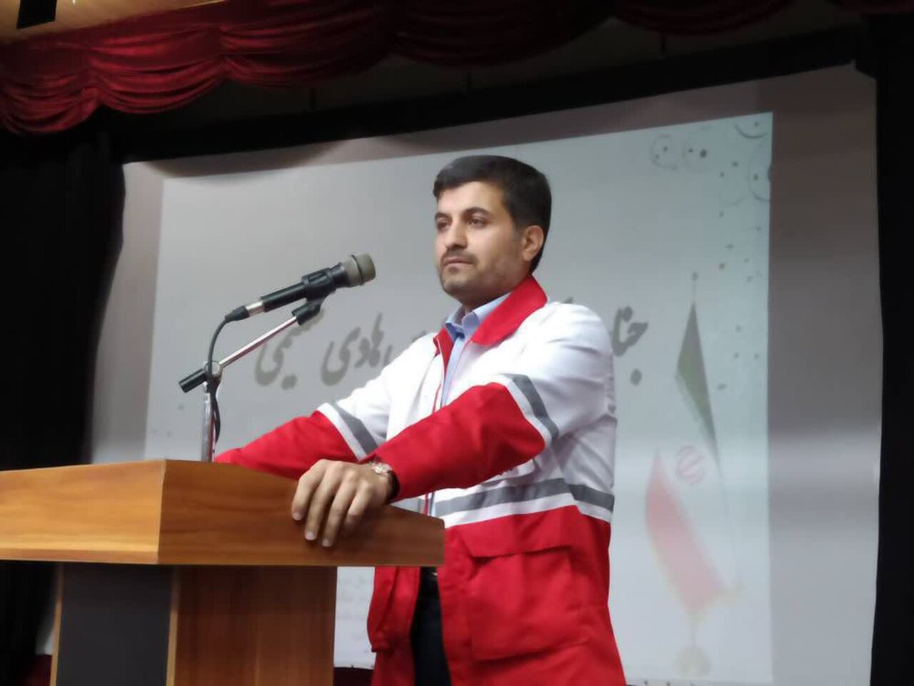 آماده باش جمعیت هلال احمر در گیلان / 300 نفر امدادرسانی شدند