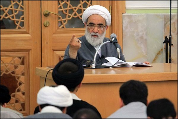 آیت الله بهجت (ره) ذوب در معرفت الهی بود
