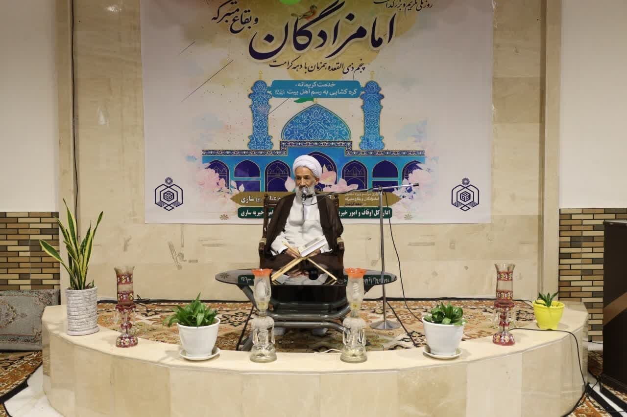 امامزادگان قطب فرهنگی جامعه هستند