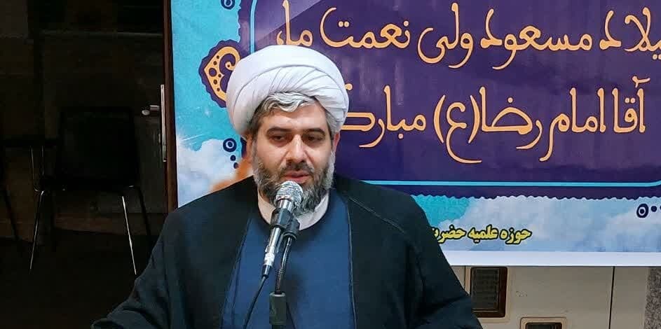 جهاد تبیین راهکار اساسی مقابله در جنگ ادارکی است