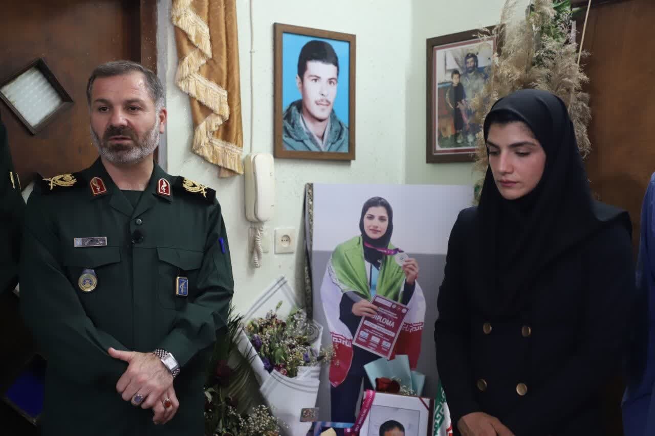 تقدیر فرمانده سپاه کربلا از بانوی نایب قهرمان کشتی آلیش آسیا