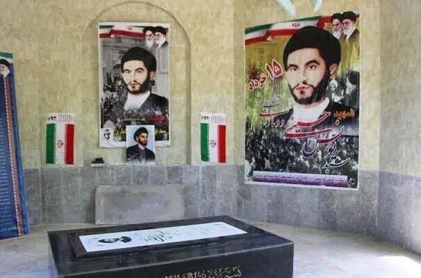 فروغ اولین چراغ انقلاب به دست «سید یونس رودباری»