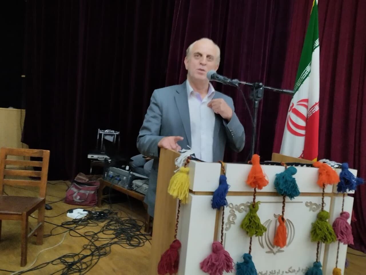 370 رشته صنایع دستی در کشور فعال است