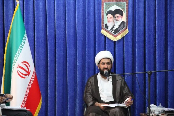 جشنواره بزرگداشت مفاخر معاصر آستارا برگزار می‌شود