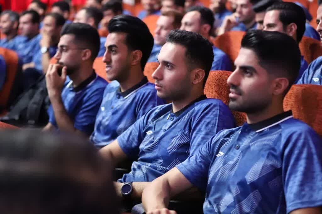 سهم داوران از گردش مالی فوتبال ایران ناچیز است