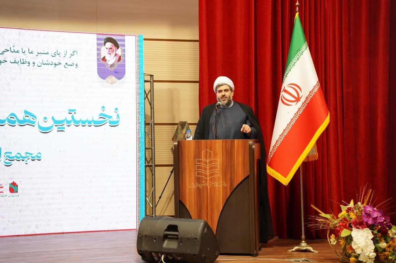 هیئات مذهبی کانون معنویت بخش در جامعه هستند/ تجلیل از مداح شاخص